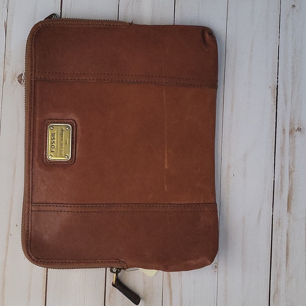 Fossil vintage l tech case saddle